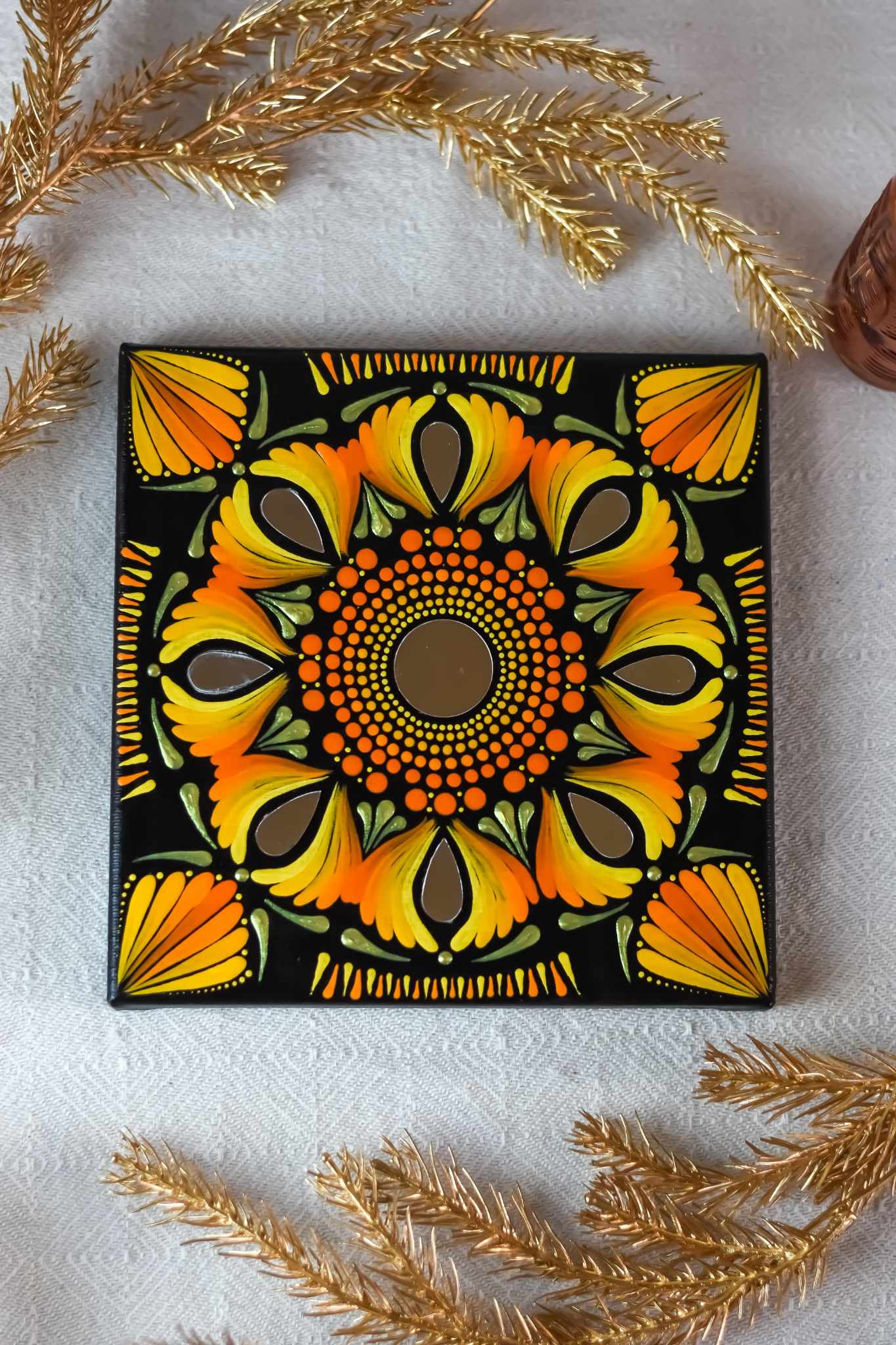 toile mandala jaune