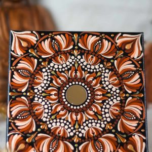 toile marron mandala